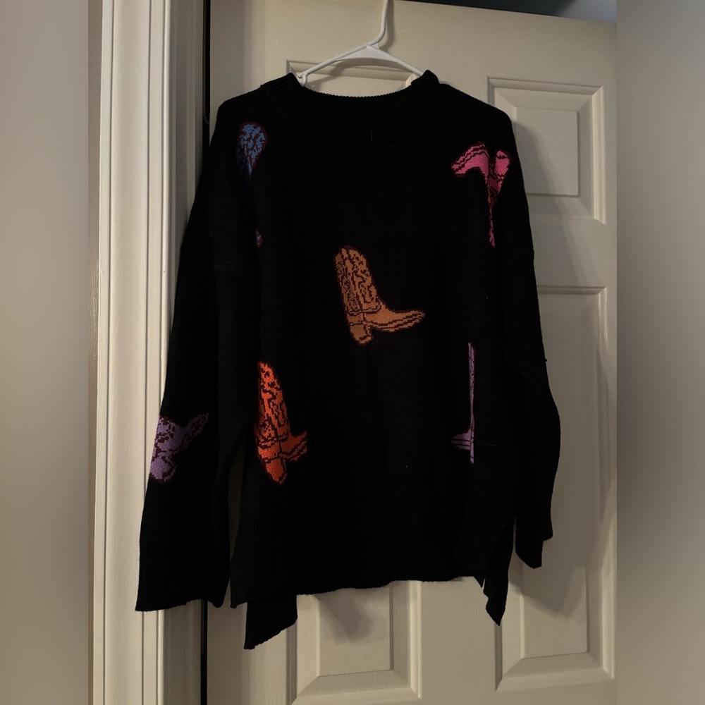 Boots sweater